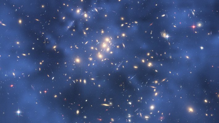 Hubble image of a galaxy cluster with dark matter