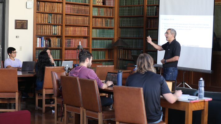 Reza Sadri teaches a workshop at the AI Bootcamp