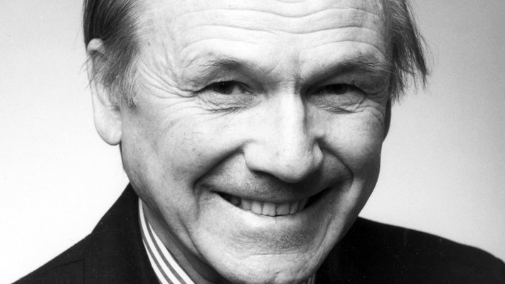 photo of Anatol Roshko in 1996