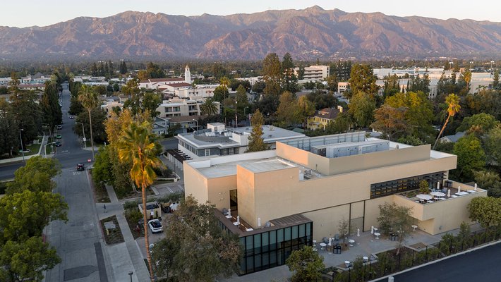 Photograph of the AWS Center for Quantum Computing at Caltech.
