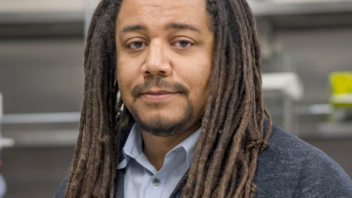 A portrait of Bil Clemons