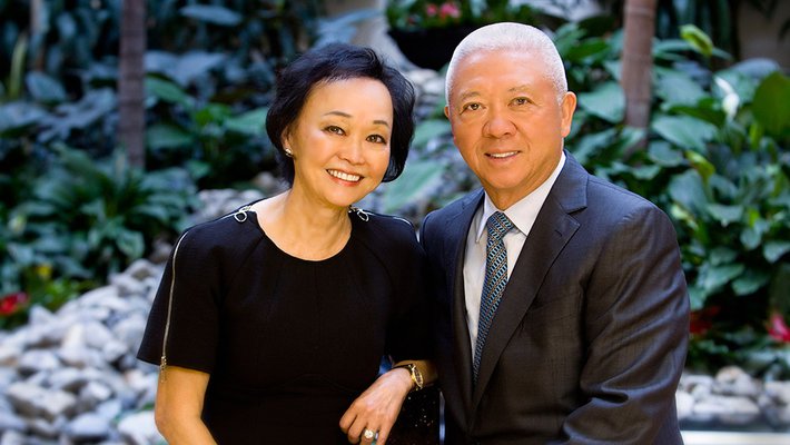 photo of Andrew and Peggy Cherng 
