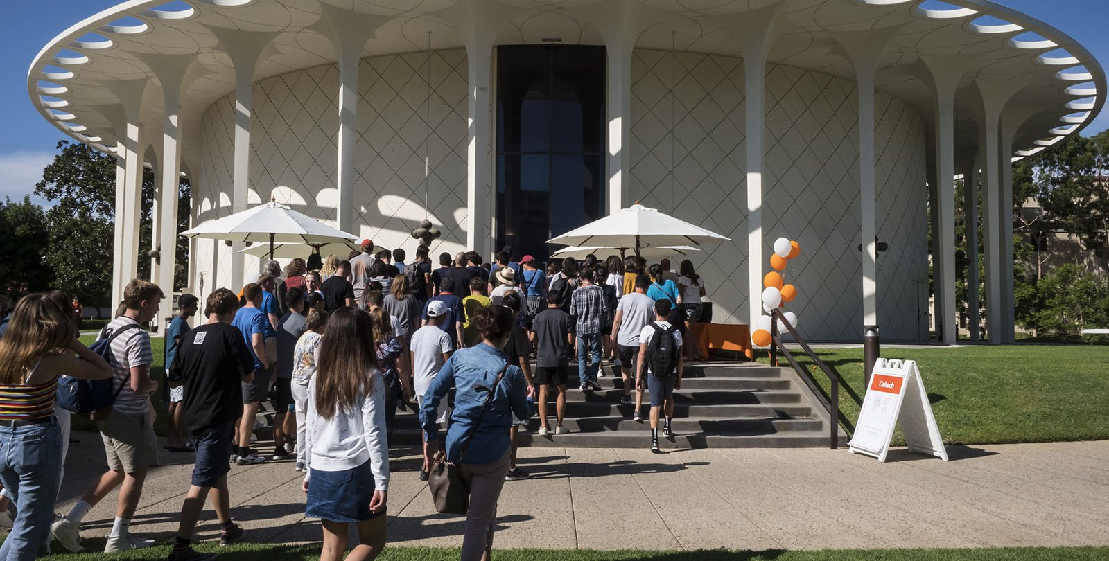 new students entering Beckman Auditorium for Convocation 2019