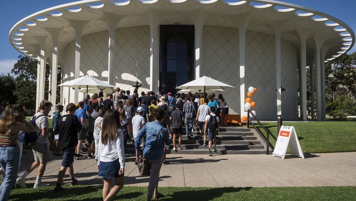 new students entering Beckman Auditorium for Convocation 2019