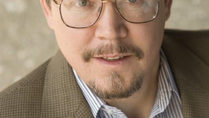 A portrait of Michael Gurnis