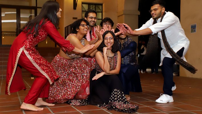 Caltech's G1 dance troupe, composed of first-year graduate students, performs a contemporary Bollywood dance.