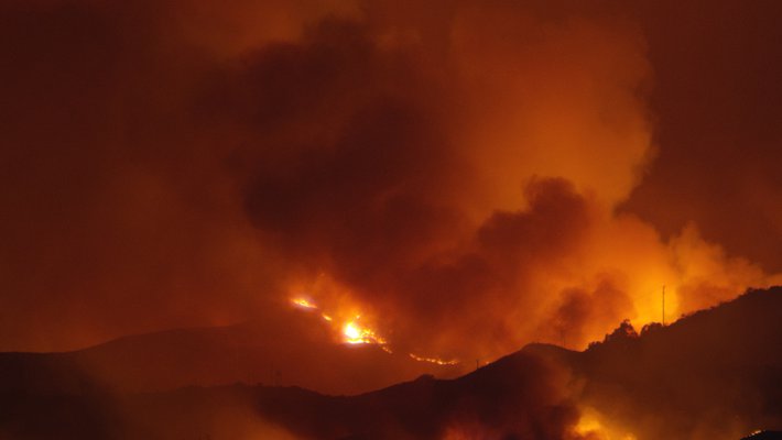 Image of a wildfire burning
