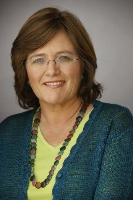 Photo of Dr. Lucy Jones