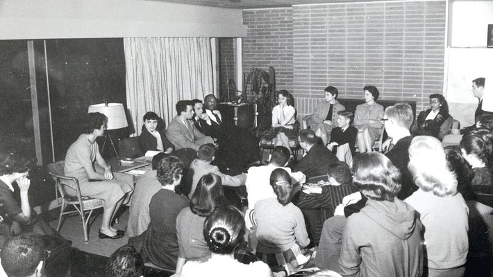 Martin Luther King, Jr. meeting with a group of students at Caltech in 1958.