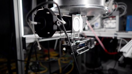 focusing laser system for testing quantum sensors