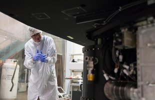 Chris Martin with KCWI