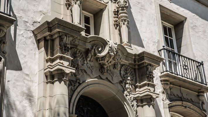 detail of the facade of Caltech's Parsons-Gates Hall of Administration