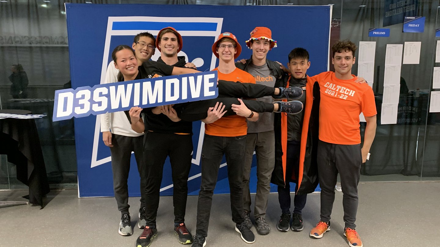 The men's team placed 28th in the nation while Deng earned the women's team a 32nd-place finish for its first-ever national ranking. Both squads will earn points in the Learfield Director's Cup standings by virtue of scoring at the national meet.