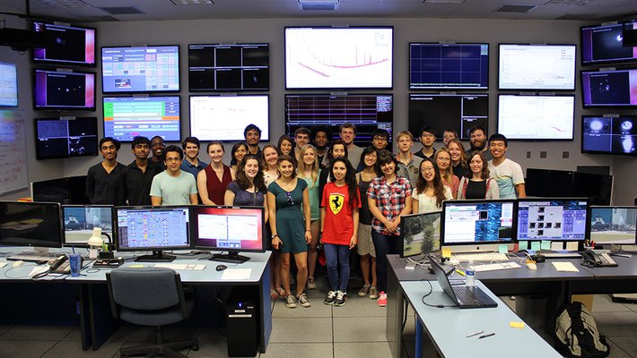 LIGO SURF students in the control room