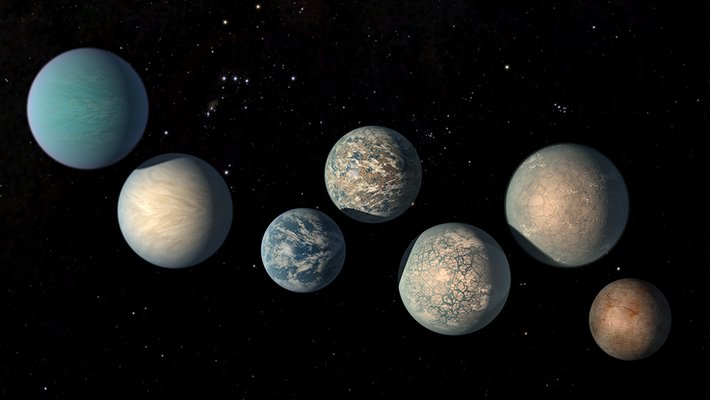 Illustration of seven TRAPPIST-1 planets 
