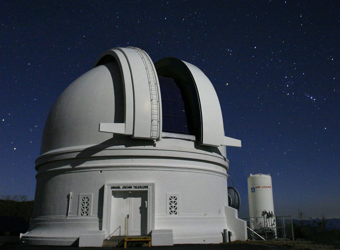 Photo of the 48-inch Samuel Oschin Telescope