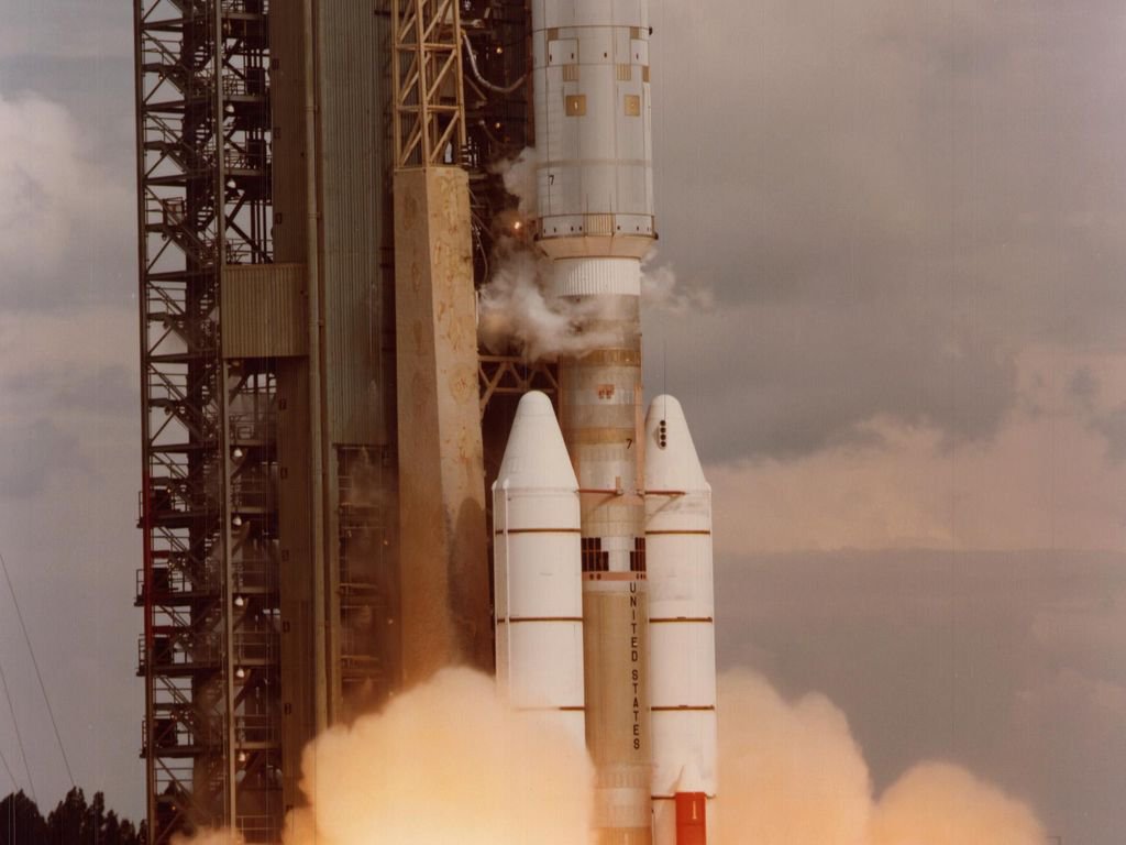 Launch of Voyager 2